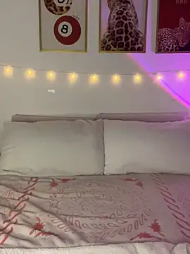 PaulaMarin online show from October 3, 2:15 am