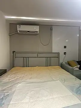 xibao379 online show from December 1, 12:50 pm