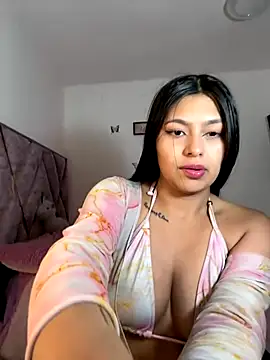 Tania rendon online show from October 25, 10:03 am