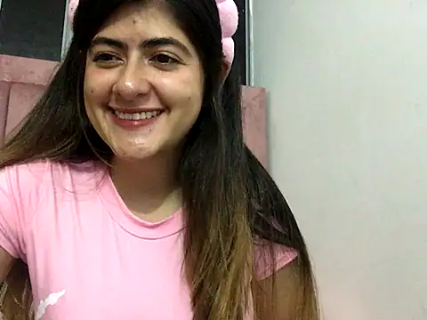 Snapshot of skyler1195 chatting on October 17, 3:21 am skyler1195 online show from October 17, 3:21 am