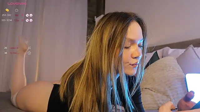 sinfulsmile  online show from March 16, 1:07 am