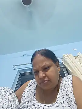 Snapshot of Arohi35 chatting on June 7, 12:54 pm Arohi35 online show from June 7, 12:54 pm