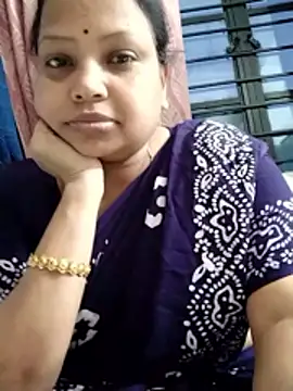 Snapshot of Arohi35 chatting on June 14, 1:12 pm Arohi35 online show from June 14, 1:12 pm