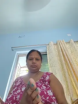 Snapshot of Arohi35 chatting on June 22, 1:44 am Arohi35 online show from June 22, 1:44 am