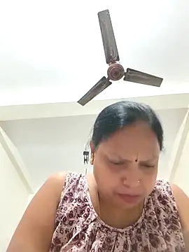 Arohi35 online show from September 18, 5:05 pm