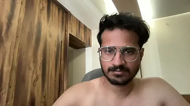 Snapshot of anuragbrothermodel chatting on March 10, 10:28 am anuragbrothermodel online show from March 10, 10:28 am