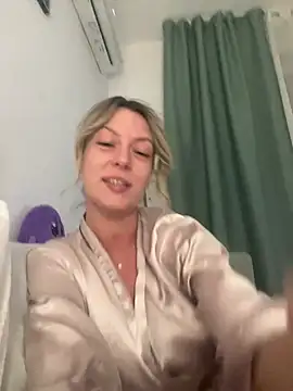 Snapshot of AnnastasiaMills chatting on June 30, 7:25 pm AnnastasiaMills online show from June 30, 7:25 pm