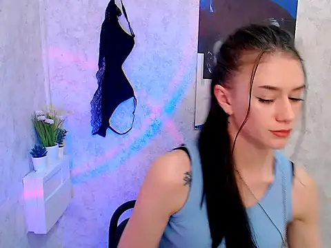 LanaTey online show from December 14, 10:04 pm