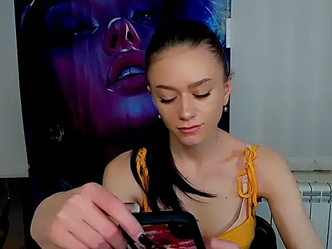 LanaTey online show from January 7, 10:20 am