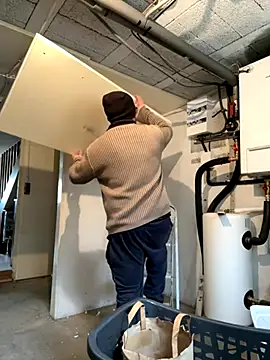 billybib83 online show from November 14, 12:42 pm