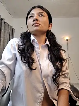 Guadalupe Lopez online show from October 14, 10:05 am