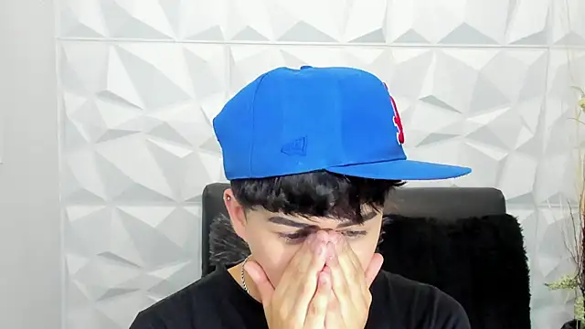 Sam Daves online show from December 3, 2:38 pm