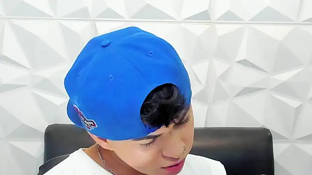 Sam Daves online show from November 25, 2:06 pm