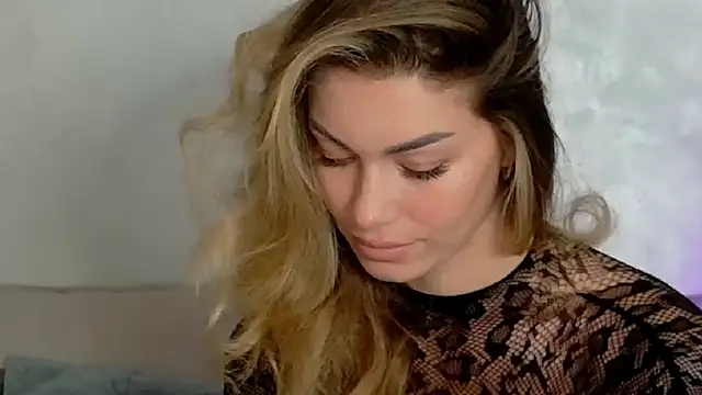 SweetDarling7 online show from October 4, 8:49 am