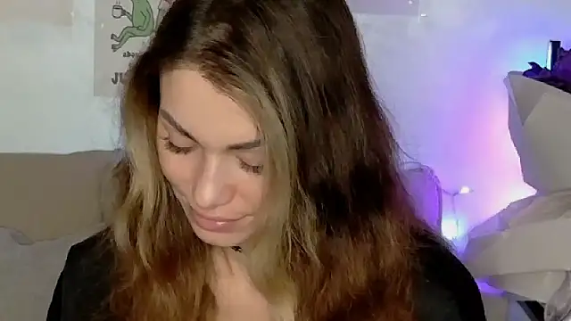 SweetDarling7 online show from March 7, 6:31 am