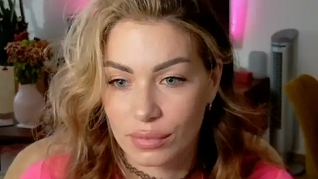 SweetDarling7 online show from November 2, 2:00 pm