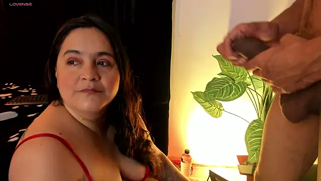 Maturecouple1 online show from March 28, 5:47 pm