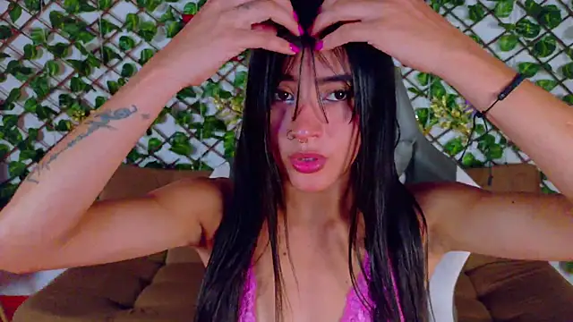 alice rous21 online show from November 27, 1:33 pm