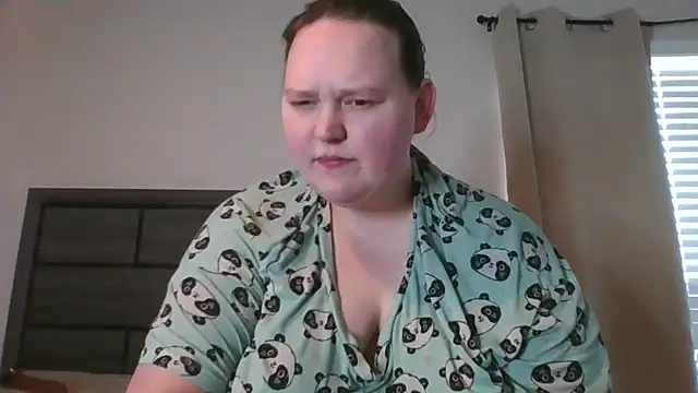 FantasyWifeBri online show from November 28, 6:19 pm