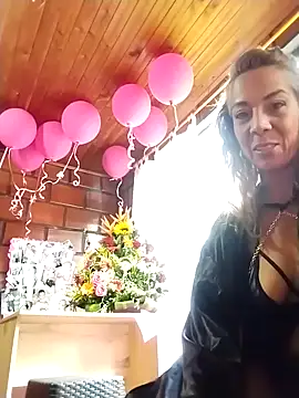 Lady Lolla11 online show from January 9, 5:09 pm