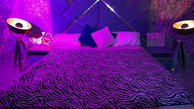 CandyLadyyy online show from March 15, 10:28 pm