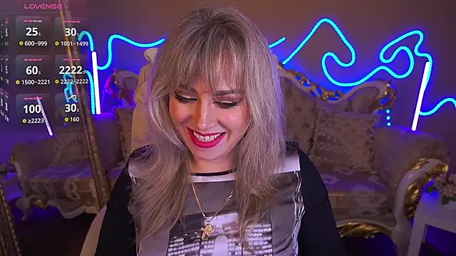 CandyLadyyy online show from October 18, 8:44 pm
