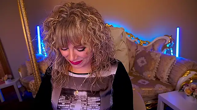 CandyLadyyy online show from September 25, 8:26 pm