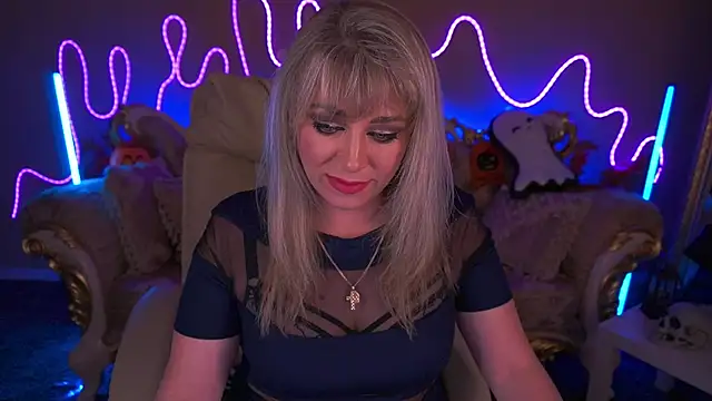 CandyLadyyy online show from November 1, 9:52 pm