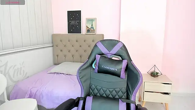 Snapshot of Tania_Duque chatting on November 8, 2:20 pm Tania Duque online show from November 8, 2:20 pm