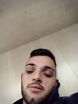 Francescodicristina44 online show from April 15, 6:45 pm