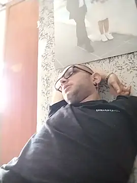 Francescodicristina44 online show from May 24, 4:51 pm