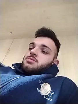 Francescodicristina44 online show from March 18, 8:10 pm