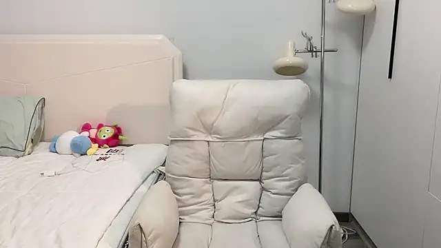 Snapshot of yoyoyo7799 chatting on November 9, 11:58 am yoyoyo7799 online show from November 9, 11:58 am