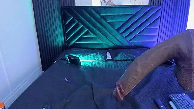 airamclair online show from November 5, 7:33 am