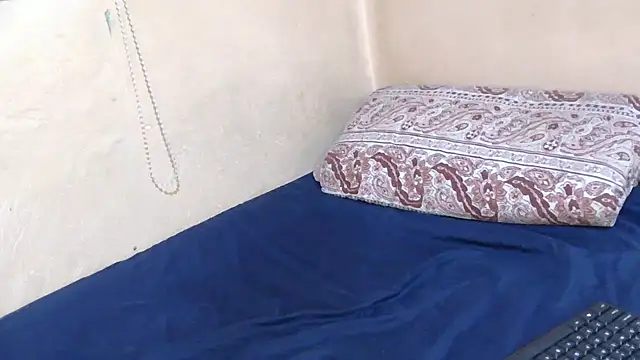 EbonyAlphaBitch online show from November 28, 10:43 pm