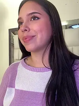 Snapshot of LunaCandy_ chatting on November 11, 1:28 pm LunaCandy online show from November 11, 1:28 pm