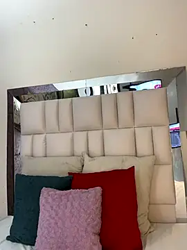 Snapshot of LunaCandy_ chatting on October 29, 2:49 pm LunaCandy online show from October 29, 2:49 pm