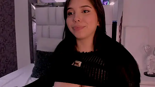 Snapshot of LunaCandy_ chatting on November 13, 3:27 pm LunaCandy online show from November 13, 3:27 pm