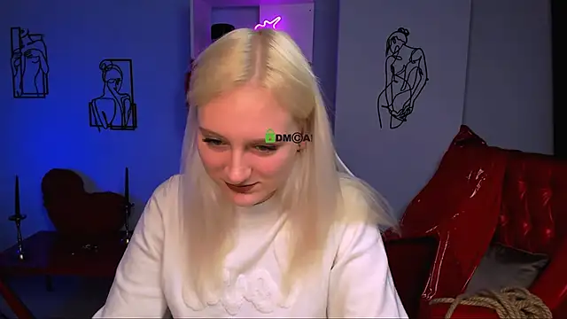 madam uliis online show from March 14, 8:53 am