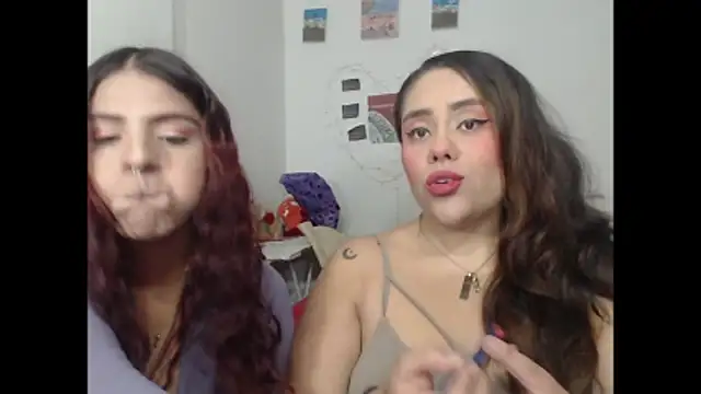 nicky andcamil online show from November 21, 10:53 pm