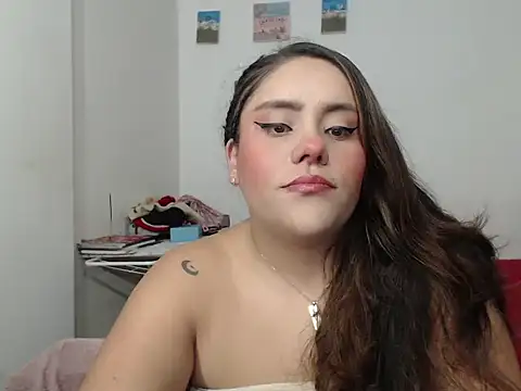 nicky andcamil online show from November 23, 11:48 pm