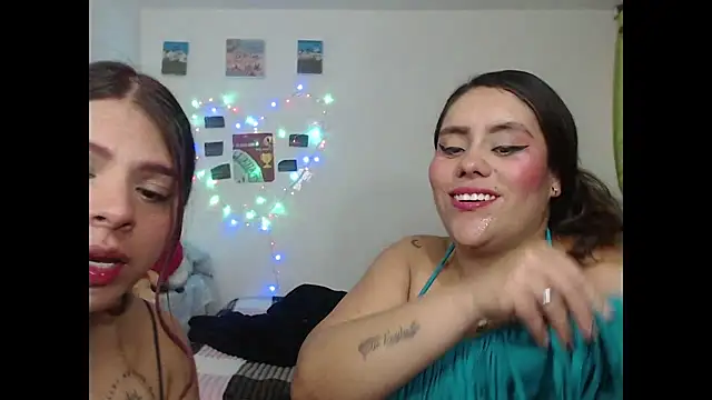 nicky andcamil online show from February 27, 8:41 pm