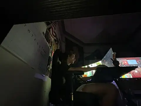 Snapshot of twink69Finger chatting on November 26, 2:06 pm twink69Finger online show from November 26, 2:06 pm