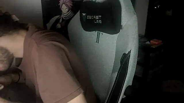 Snapshot of twink69Finger chatting on October 18, 3:36 pm twink69Finger online show from October 18, 3:36 pm