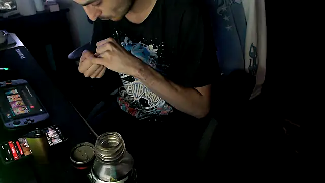 Snapshot of twink69Finger chatting on October 3, 3:35 pm twink69Finger online show from October 3, 3:35 pm