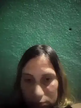 VictoriaLuxe online show from October 31, 12:40 am