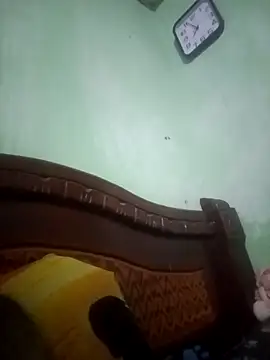 VictoriaLuxe online show from October 18, 12:01 am