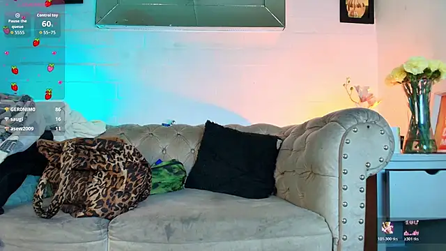 EllenaBoobs  online show from November 13, 6:17 am