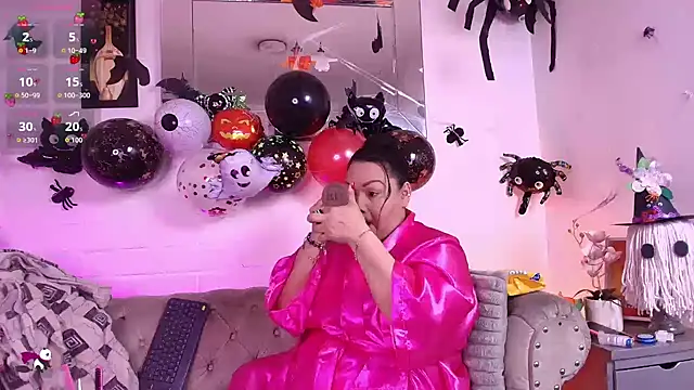 EllenaBoobs  online show from October 24, 6:01 am