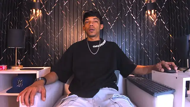 Gregory Sforza online show from December 17, 6:24 pm